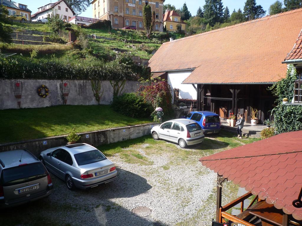 Pension U Galerie Cesky Krumlov Exterior photo
